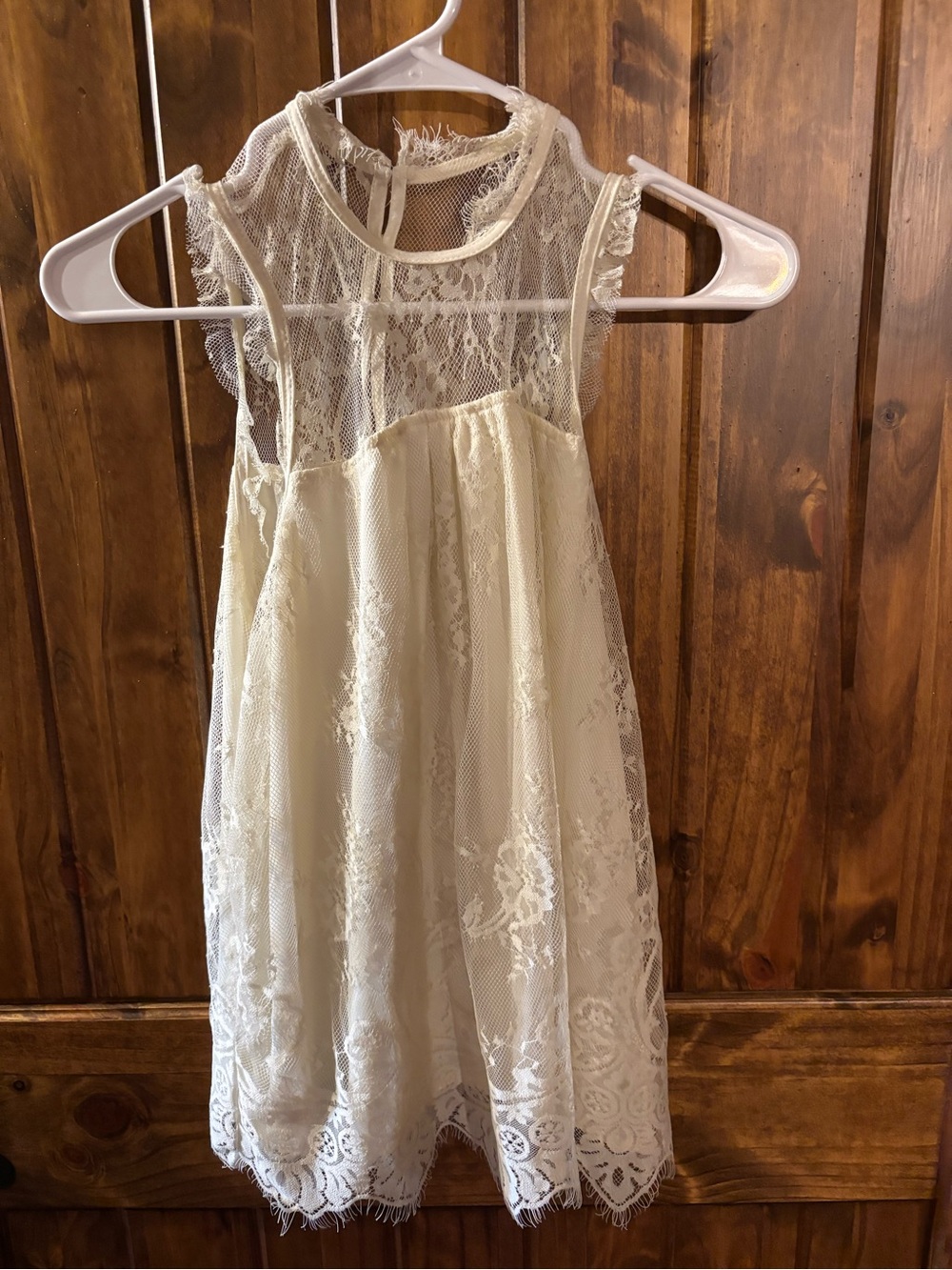 Xhilaration Cream Lace Women’s Top